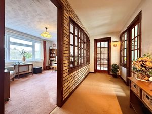 Photo 11- click for photo gallery